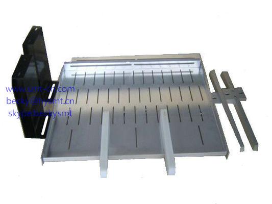 Yamaha Tray Feeders with four talbes of IC